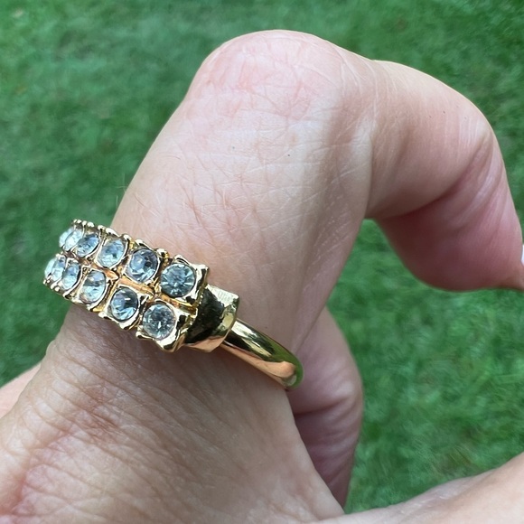 Gold-tone Two Row Faux Diamond Cubic Zirconia Ring👠 - Picture 6 of 15